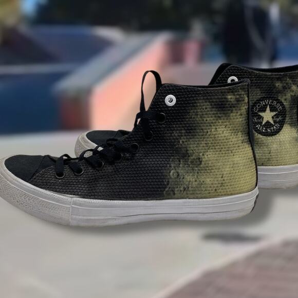 Unisex Men's 9 Women's CONVERSE Chuck Taylor Dark SIde of the Moon Sneakers EUC - Picture 1 of 11